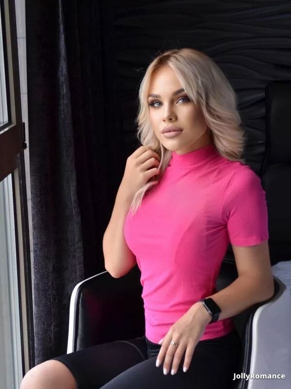 Natalia Profile image 3