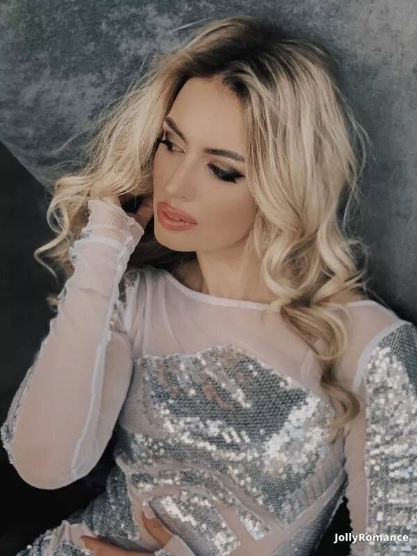 Solomia Profile image 2