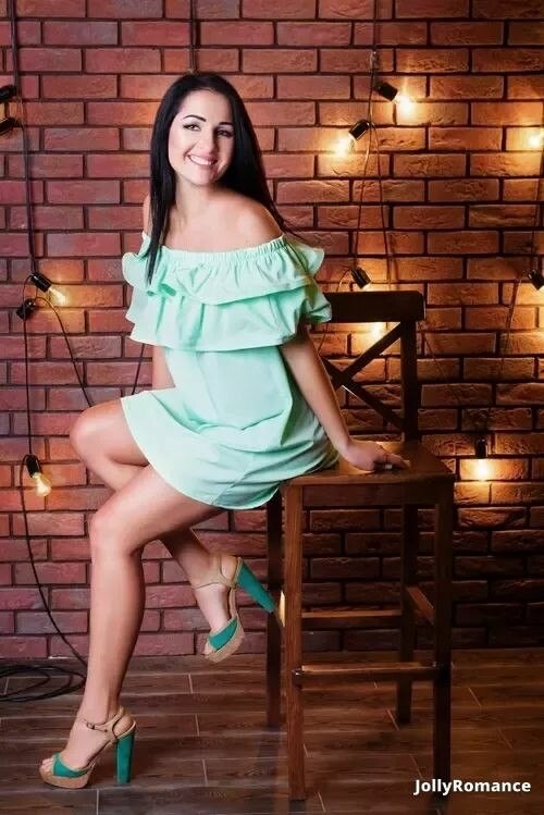 Olena Profile image 5