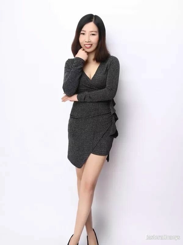 Zi Tong Profile image 2