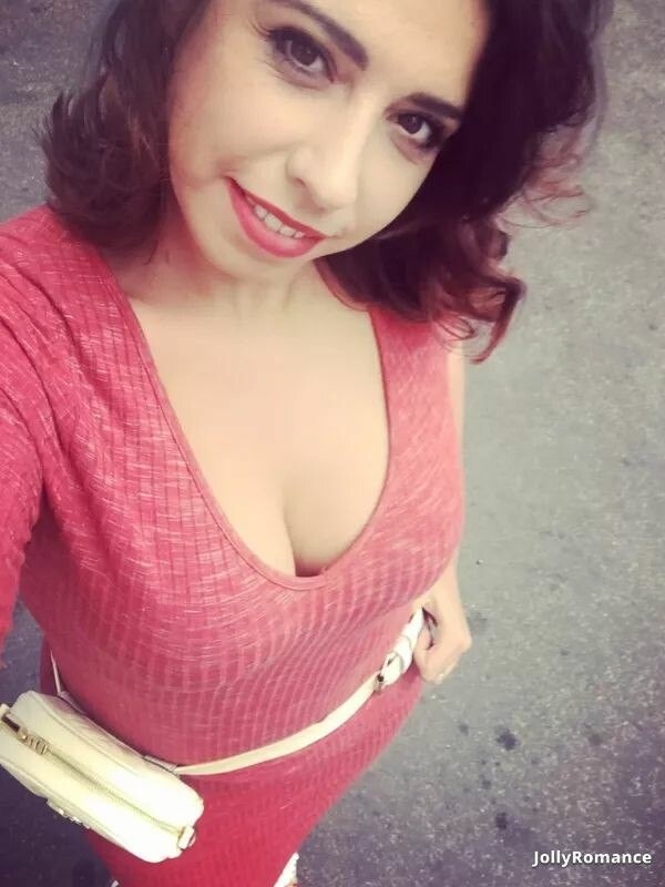 Anna Profile image 3