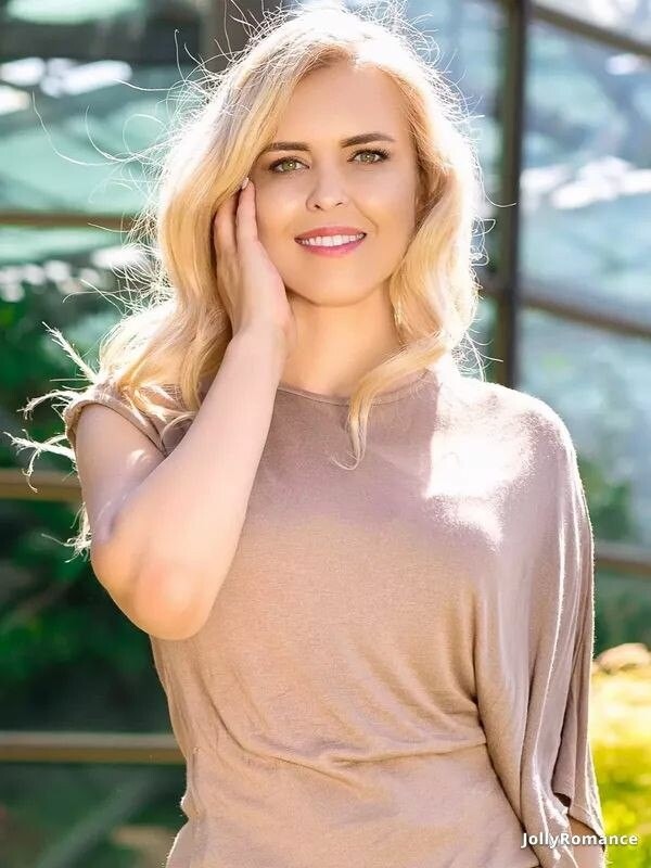 Ludmyla Profile image 3