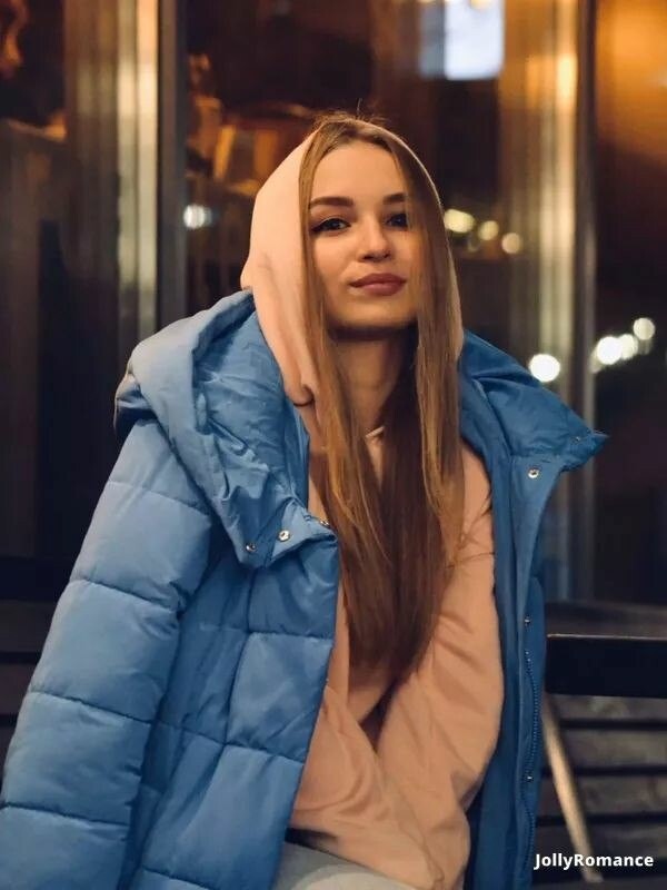 Larisa Profile image 2