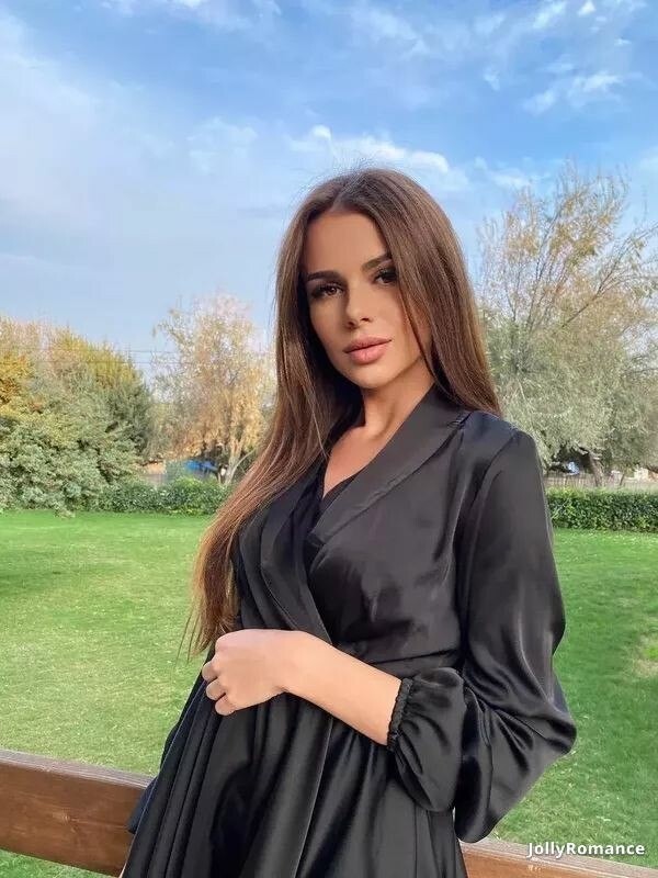 Victoria Profile image 5