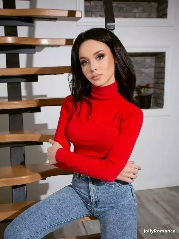 Anna Profile image 3