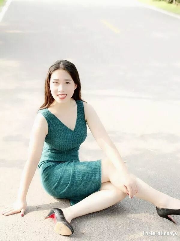 Yenan Profile image 4