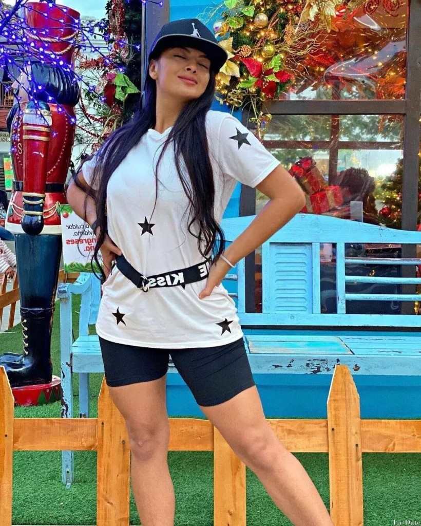 Carolina Profile image 7