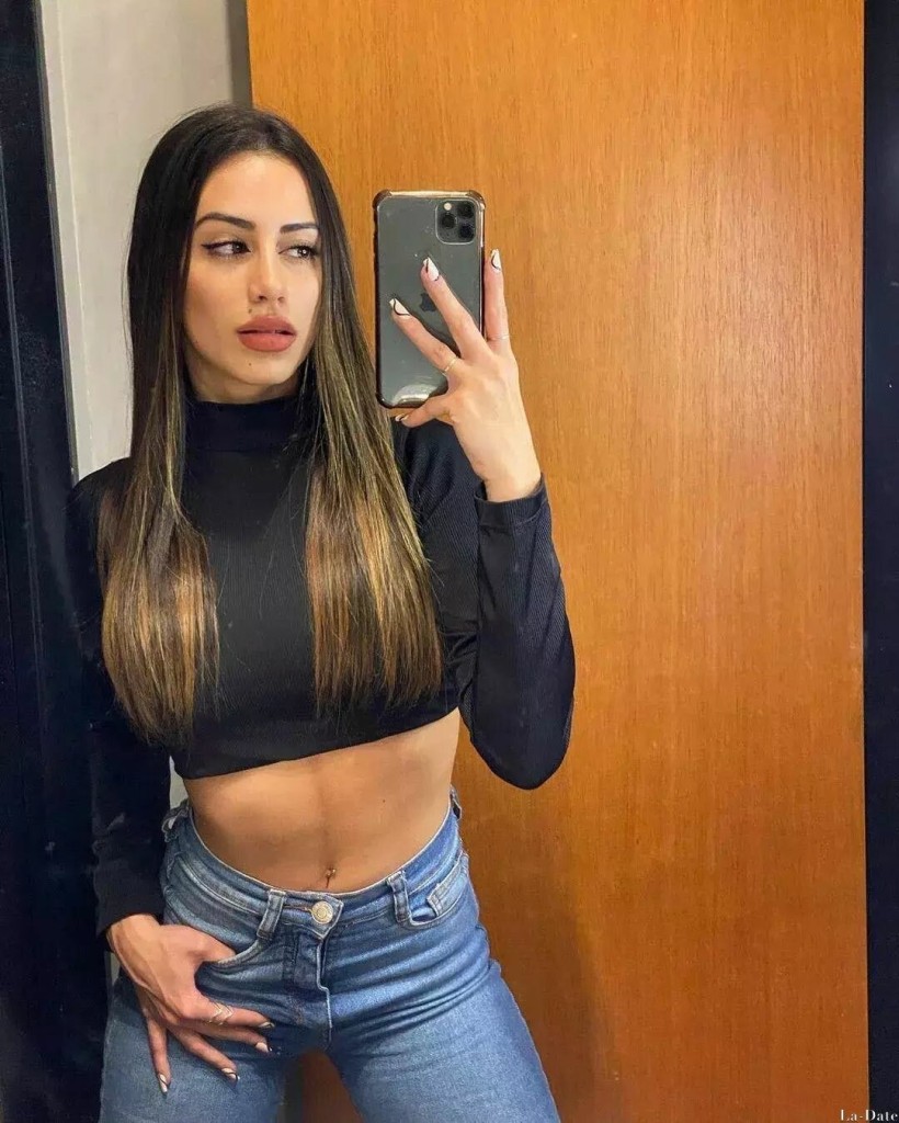 Alina Profile image 10