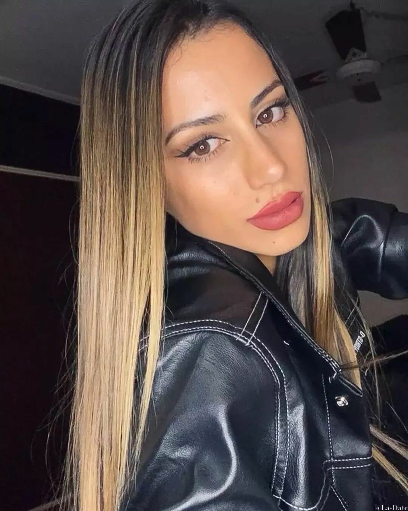 Alina Profile image 2