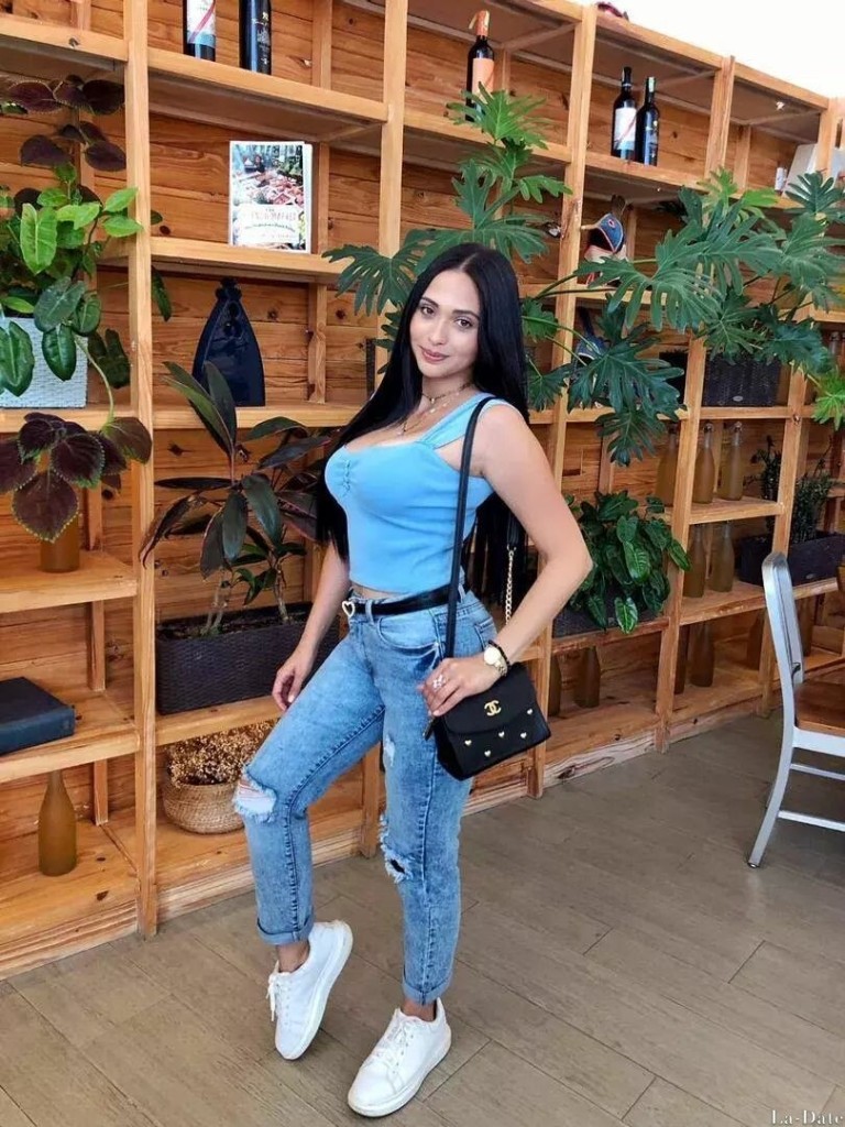 Maria Profile image 10