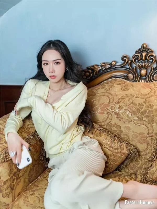 Yifang Profile image 3