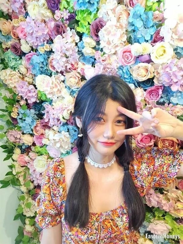 Yiyi Profile image 3