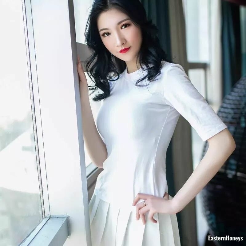 Qiaoyu, 21